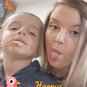 Meet your Posher, Carli